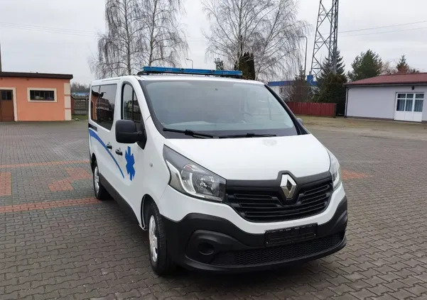 samochody osobowe Renault Trafic cena 50000 przebieg: 197000, rok produkcji 2016 z Drohiczyn